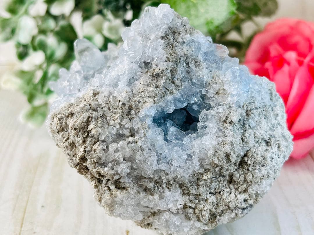 【天使の石】セレスタイト　天青石　原石　ラフストーン　大