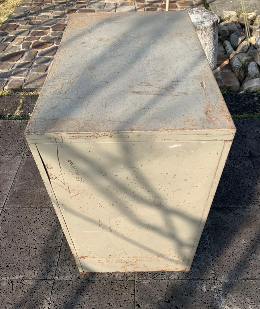 レトロ　スチールラック　スチール棚　スチールキャビネット