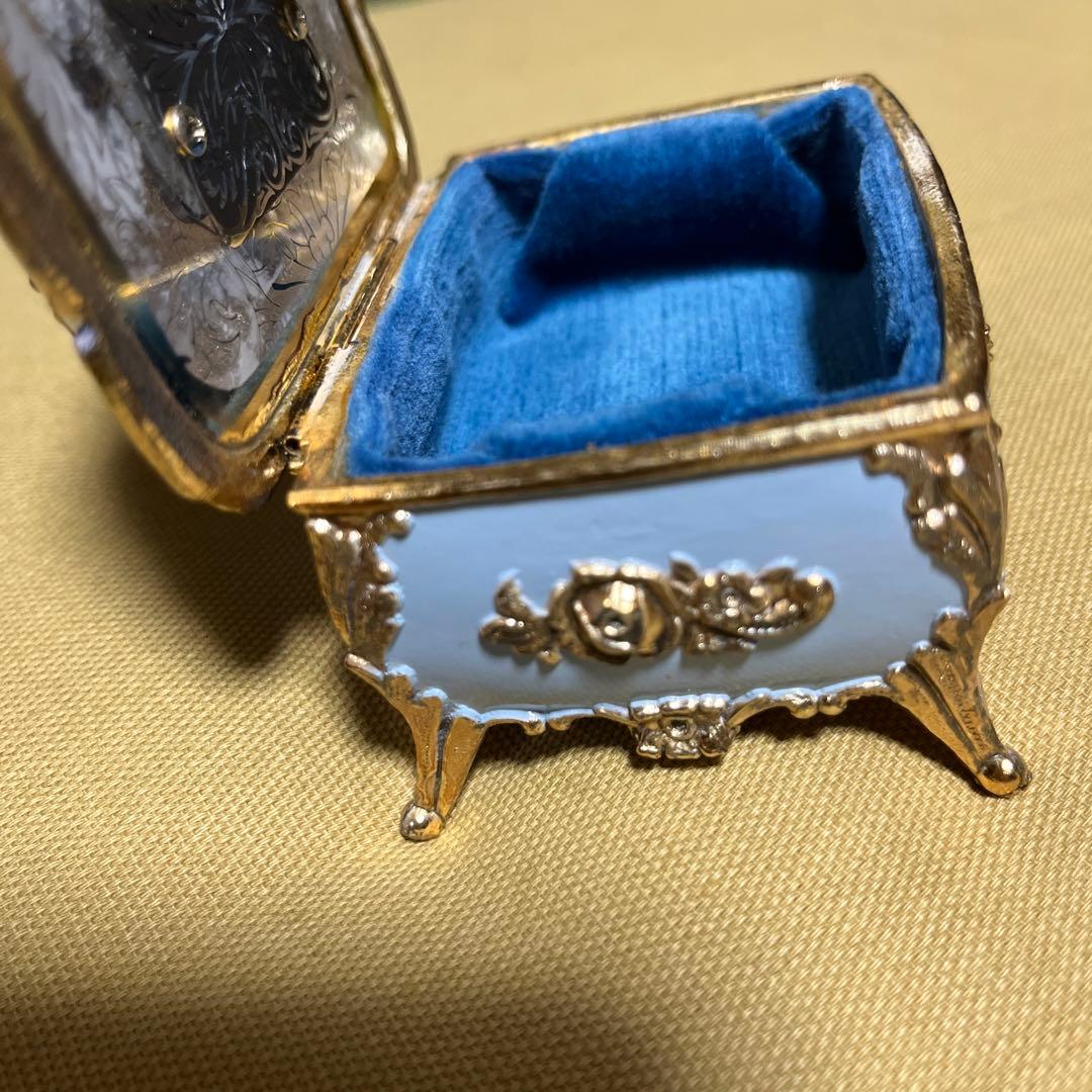 ロココ調オルゴール付きジュエリーボックス - メルカリ