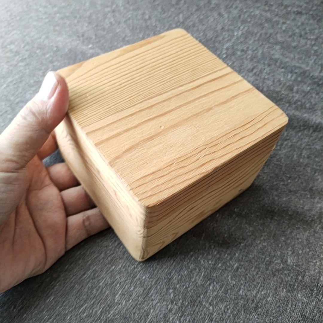 2.5Dの立体的な金魚オブジェ