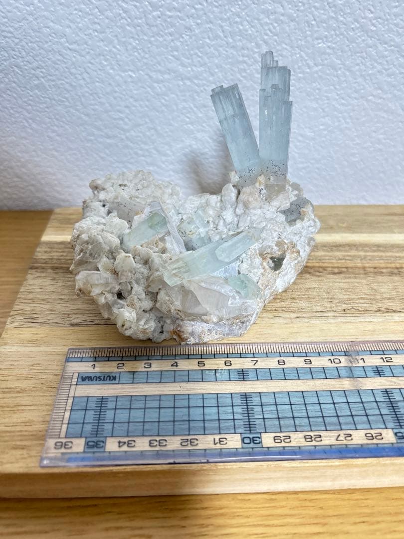 【雲母アクアマリン】世界に一つ！天然石　原石　雲母つき