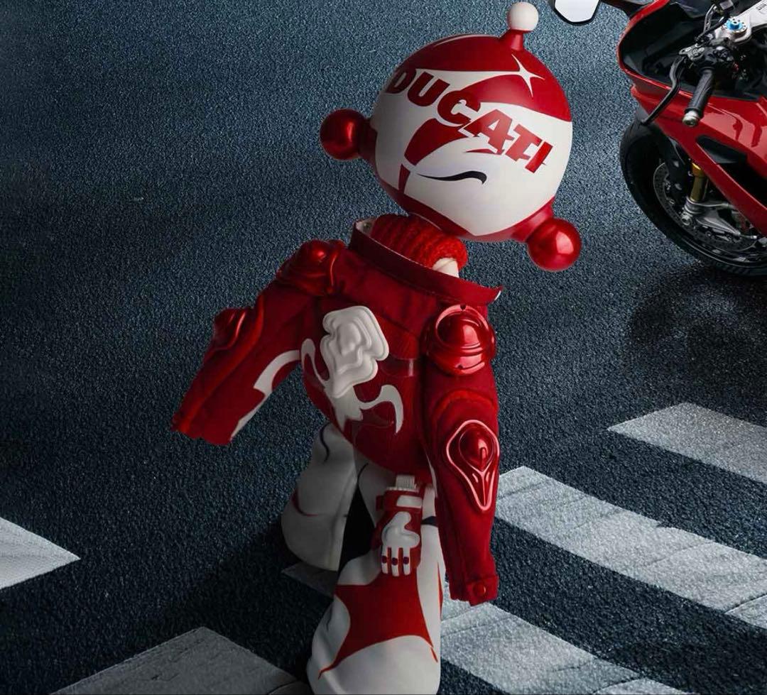 SKULLPANDA × DUCATI 1/6 アクションフィギュア 国内正規品