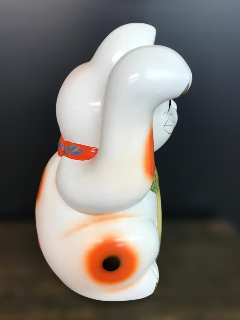 【縁起物】招き猫 常滑焼　招き猫7号約23ｃｍ　右手上げ 金運招福 置物