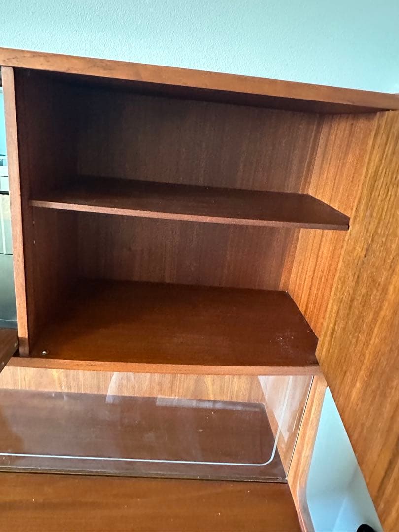 N*O様 北欧家具　デンマーク製　キャビネット　蛇腹　カップボード　食器棚　本棚