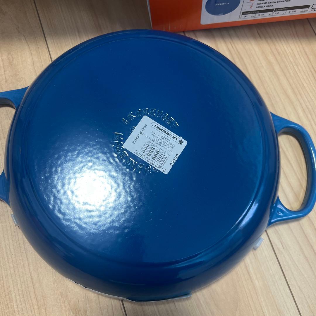 ルクルーゼ　ビュッフェキャセロール 26cm ノエル　スノーフレーク