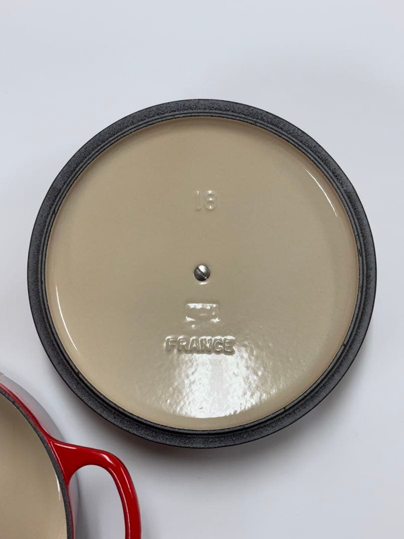 ルクーゼ　LeCreuset ココットロンド18cm