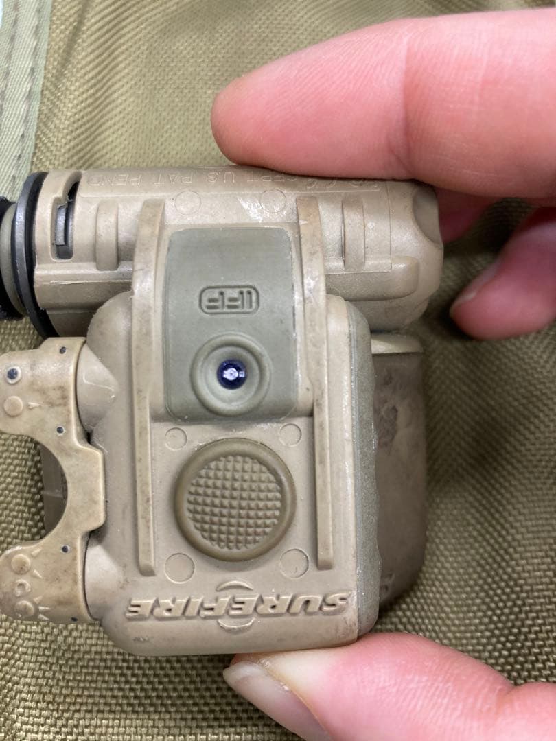 ひ*ー様 SureFire HL1-A-TN LED ヘルメットライト 米軍放出 - メルカリ
