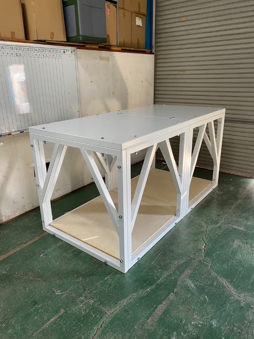 耐荷重75トン地震・耐震シェルター　タイプ1 　収容人数最大4人　防災