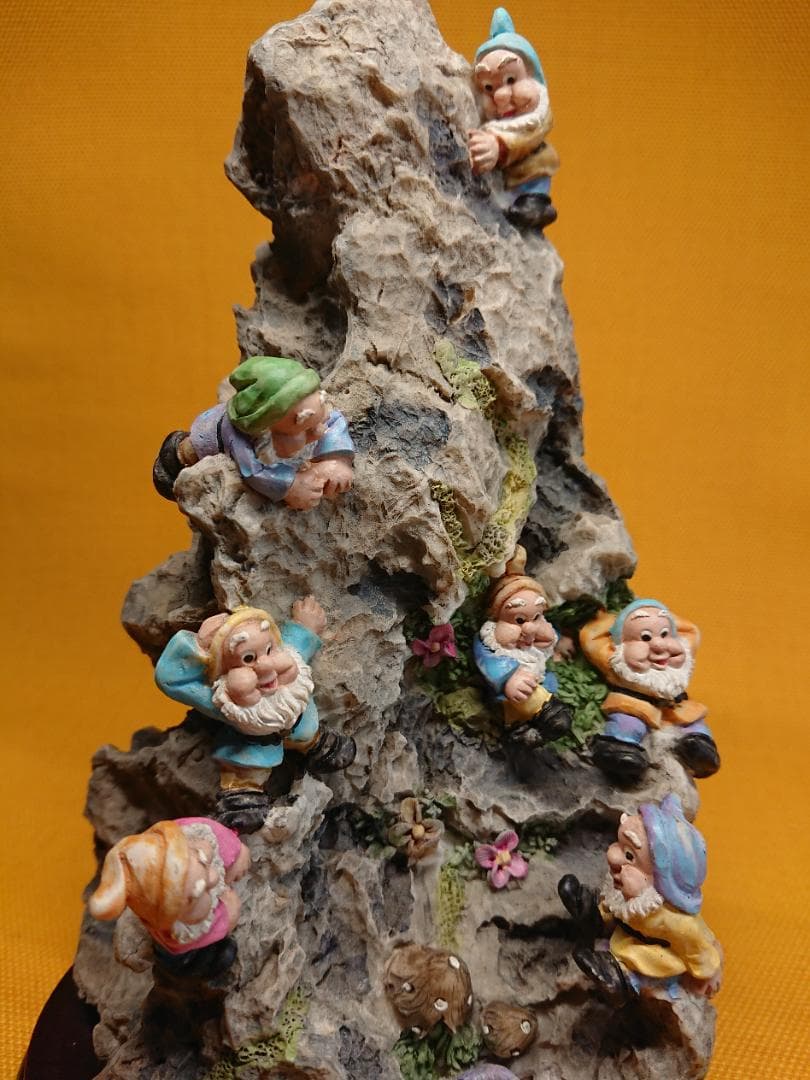 ヨーロッパ　人形　七人の小人　彫像　置物　インテリア　工芸品　美術品　A2765