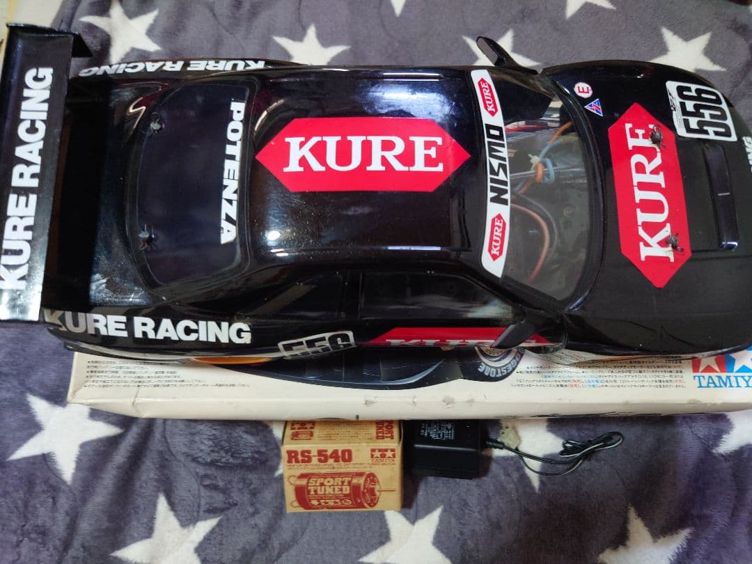 KURE NISMO GT−R電動ラジコンカー　1／10スケール完成品