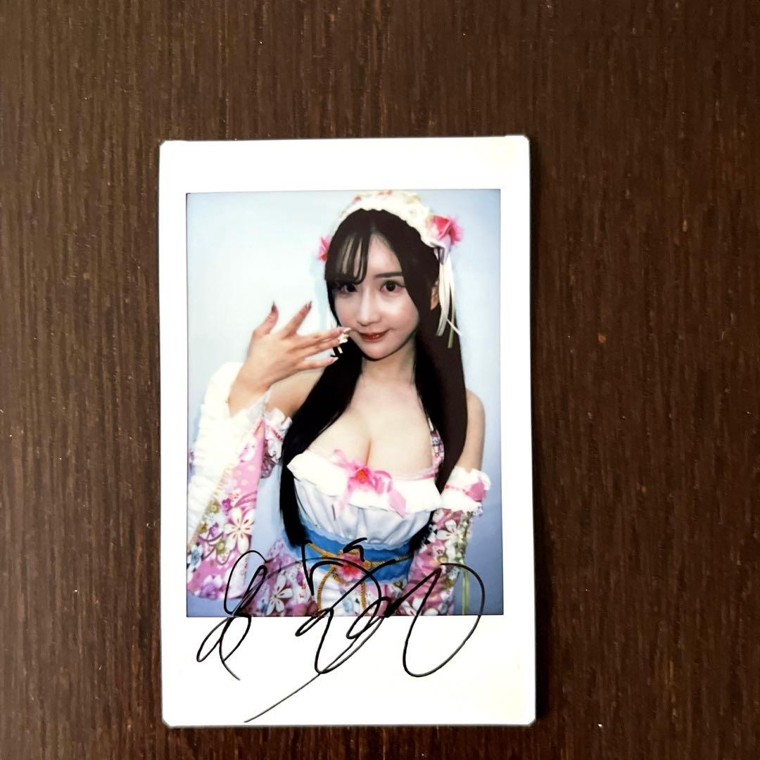 楪カレン(ゆずりはかれん) 直筆サイン入りチェキ - メルカリ