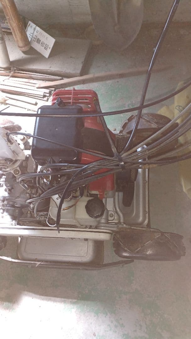 自走草刈り機(傾斜草刈り機)　スパイダーモアSP851AF