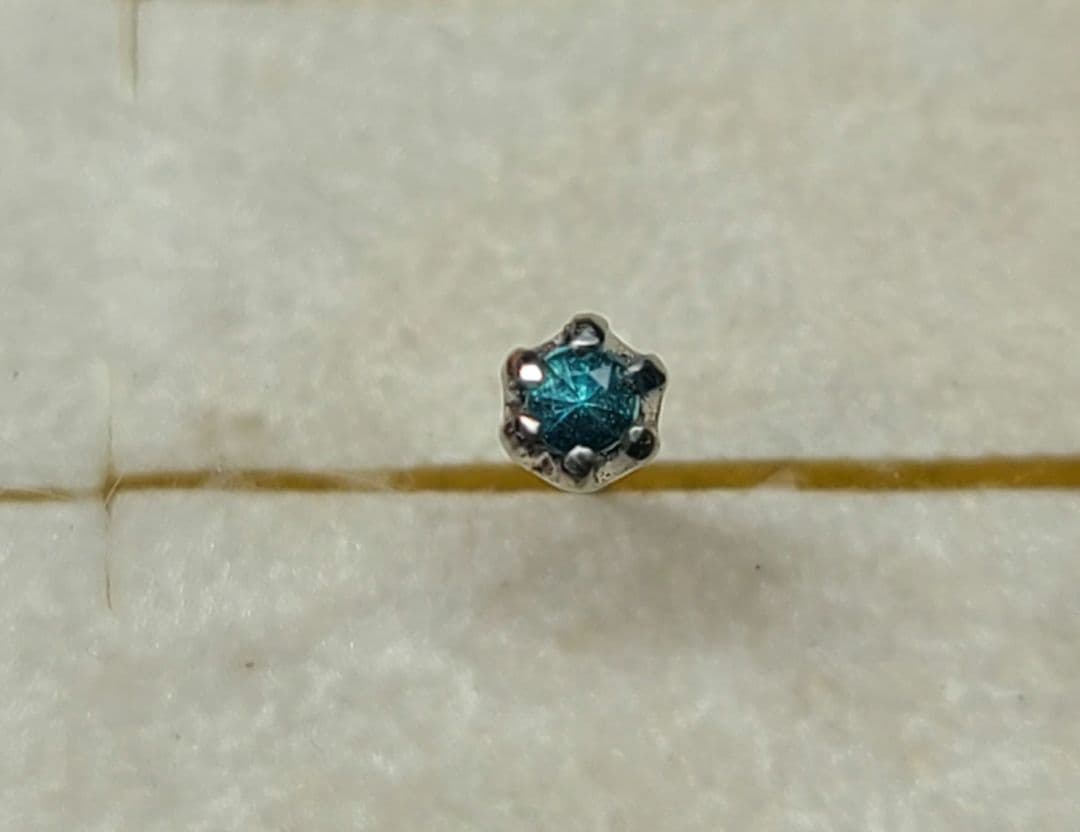 正にオールドネオンカラーの濃いブルー★バターリャパライバトルマリンプラチナ★