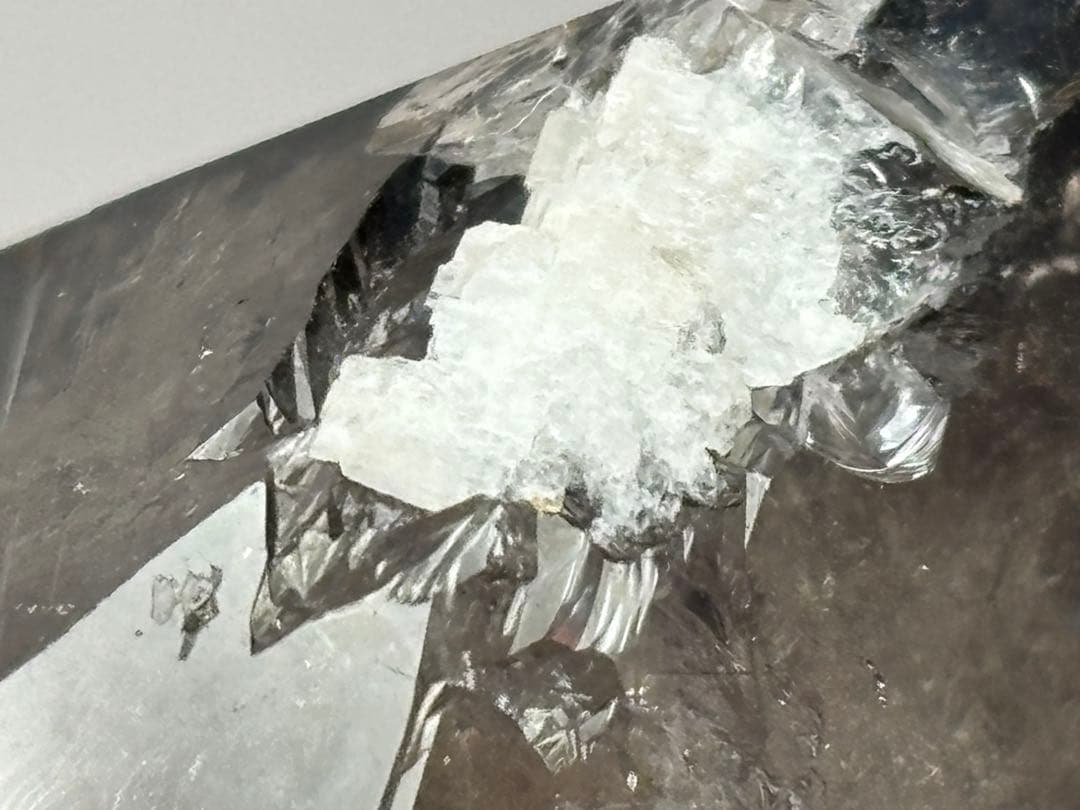 《ヒマラヤ＊スモーキークォーツ・虹だらけナチュラルポイント・二次結晶共生》