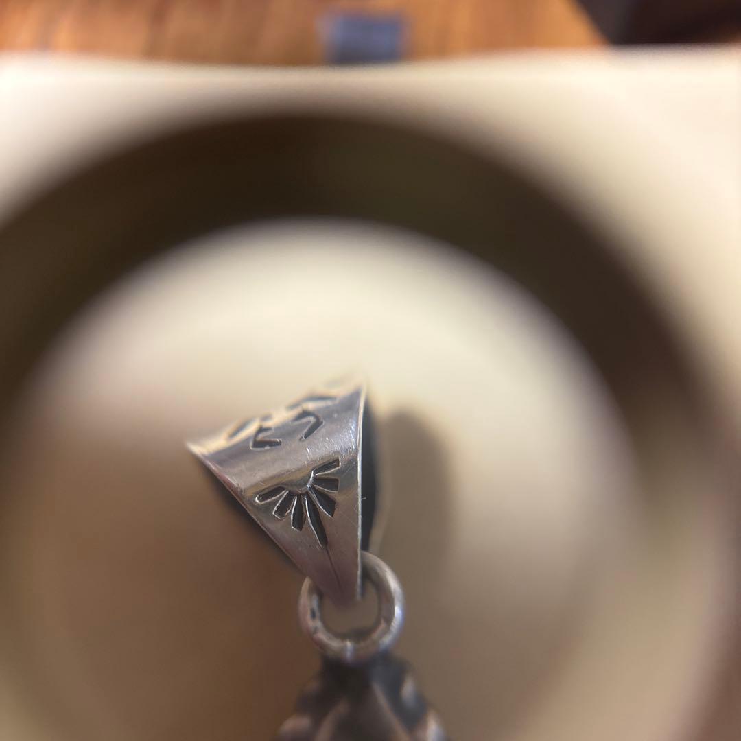 ズニ族　ネックレストップ