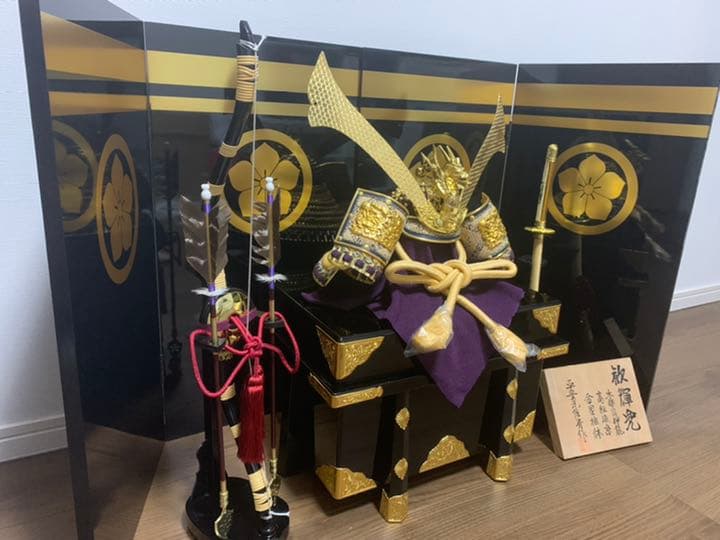 観輝兜　5月人形