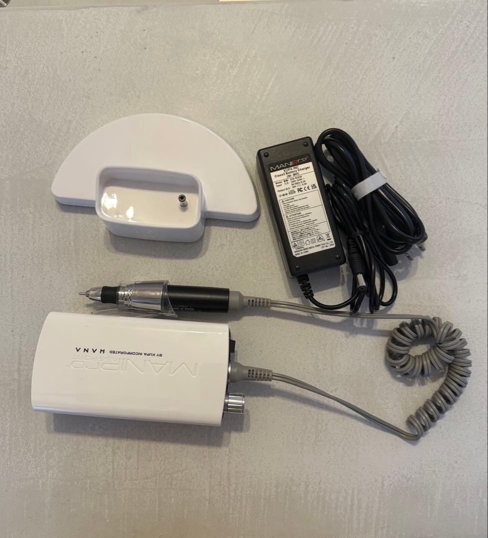 美品 MANI PRO HANA ネイルマシーン KUPA【チャージドック付】