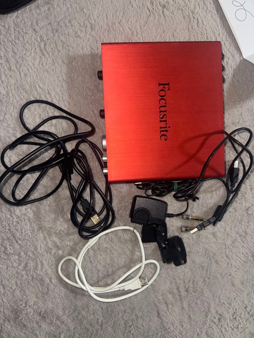 Focusrite Scarlett 6i6 オーディオインターフェイス