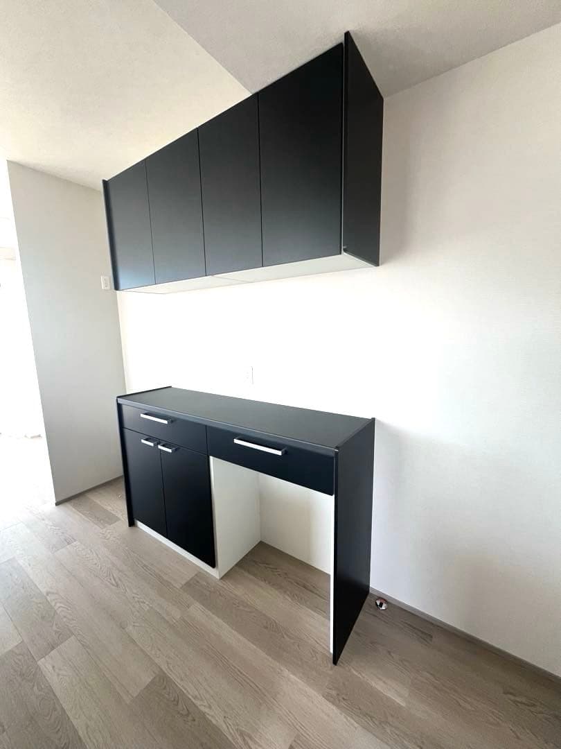 未使用美品 キッチンカウンターの上 モダンブラック 棚 - メルカリ