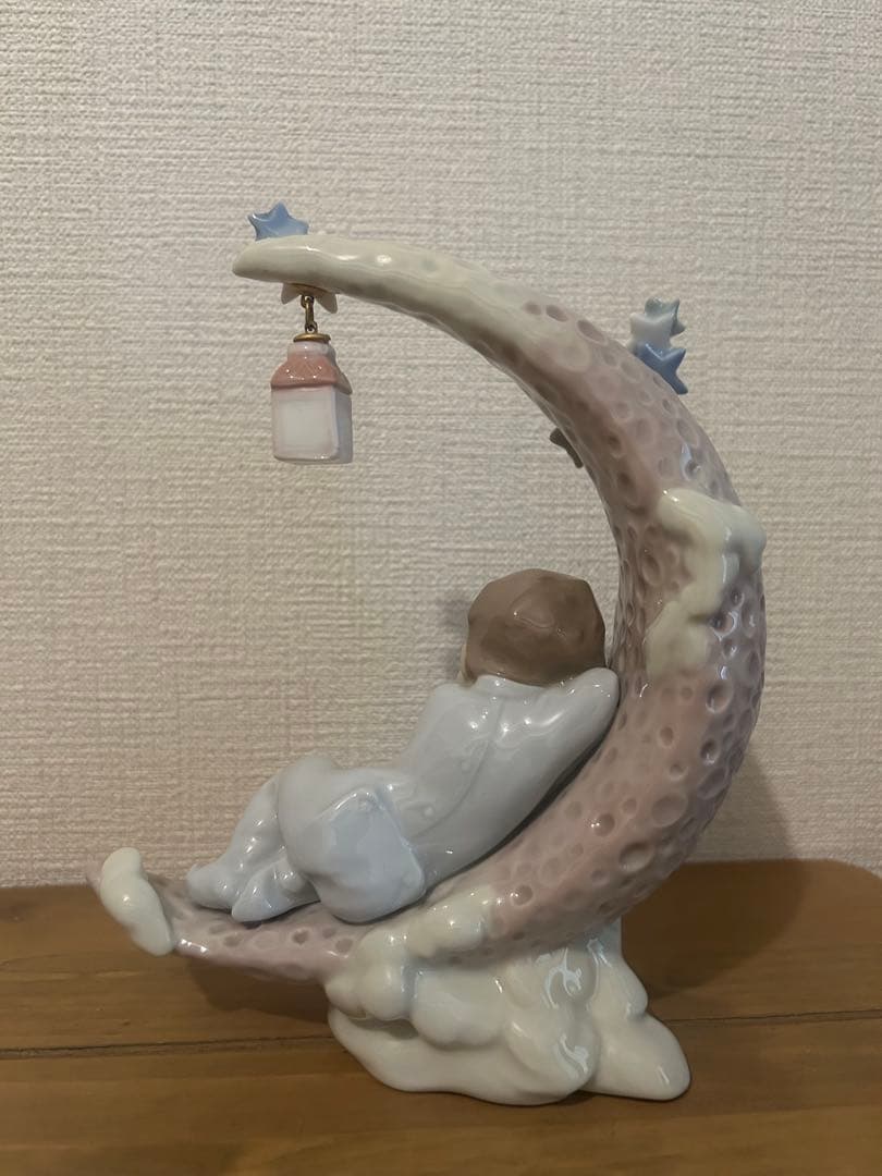 Lladro お月さまのベッド　リヤドロ　赤ちゃん　置物
