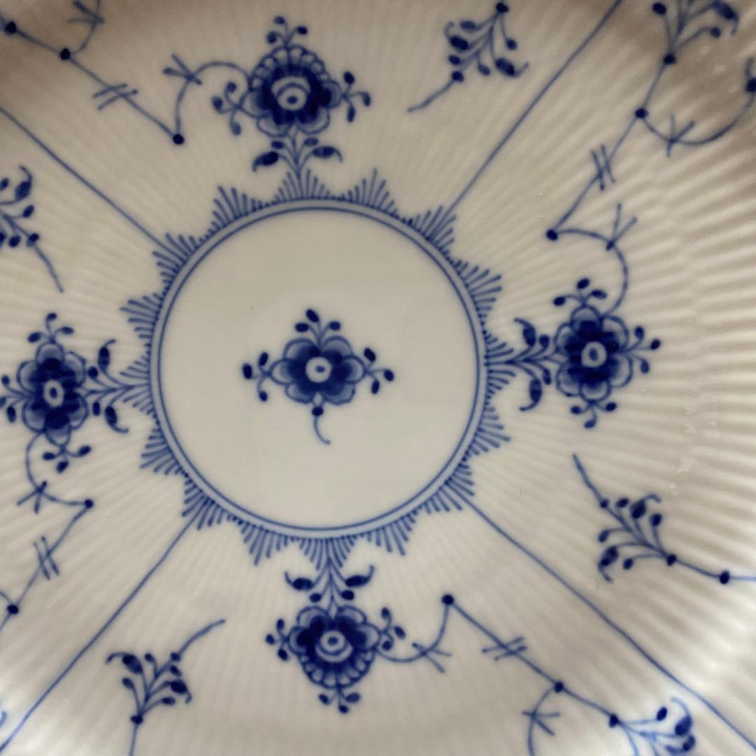 ロイヤルコペンハーゲンブルーフルーテッドハーフレース625　ディナープレート2枚