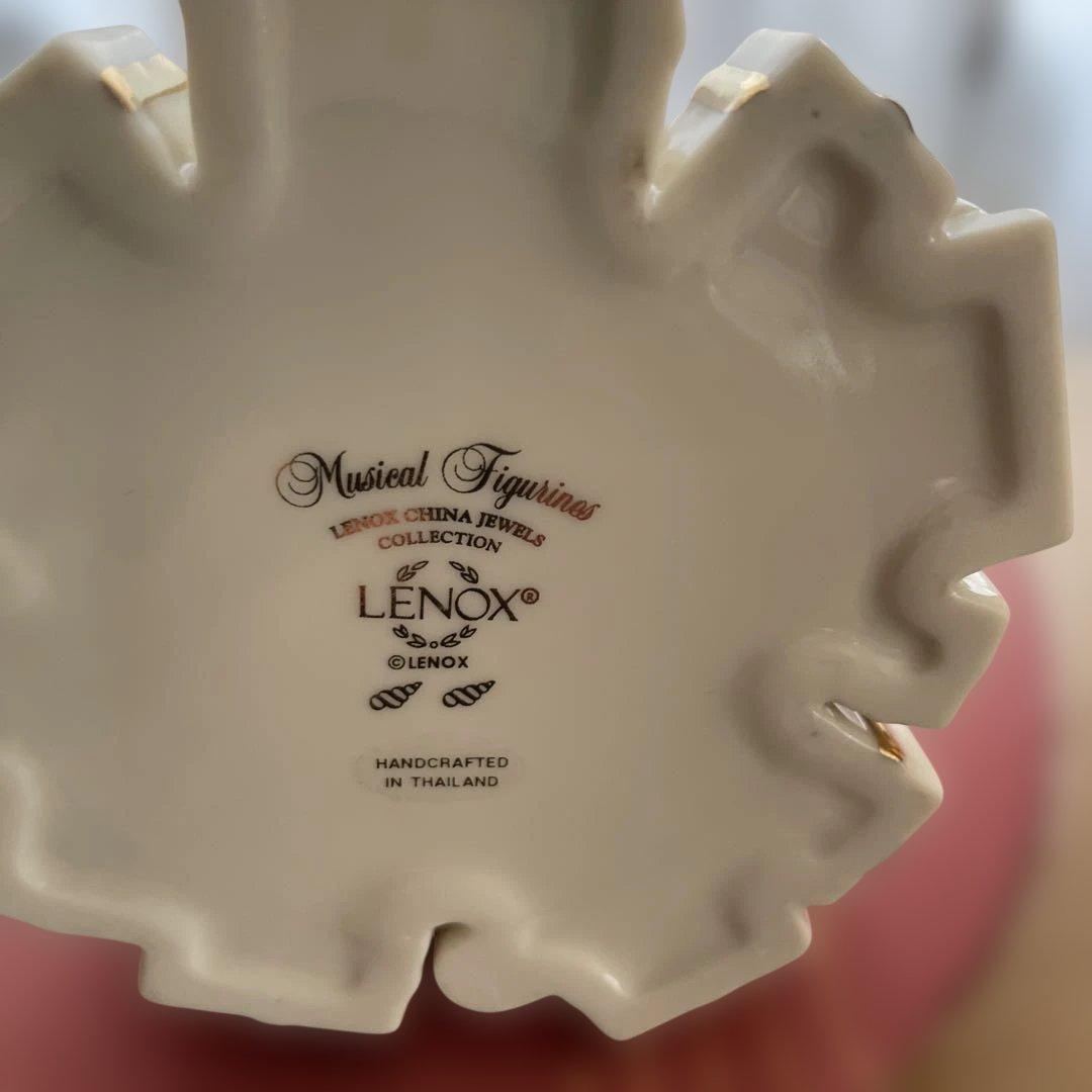 Lenox クリスマスツリー 置物 音楽機能付き