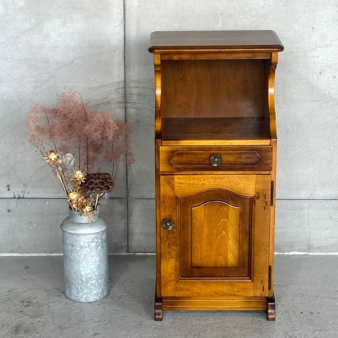 ★karimoku★ カリモク コロニアル 電話台 キャビネット｜高級木製家具