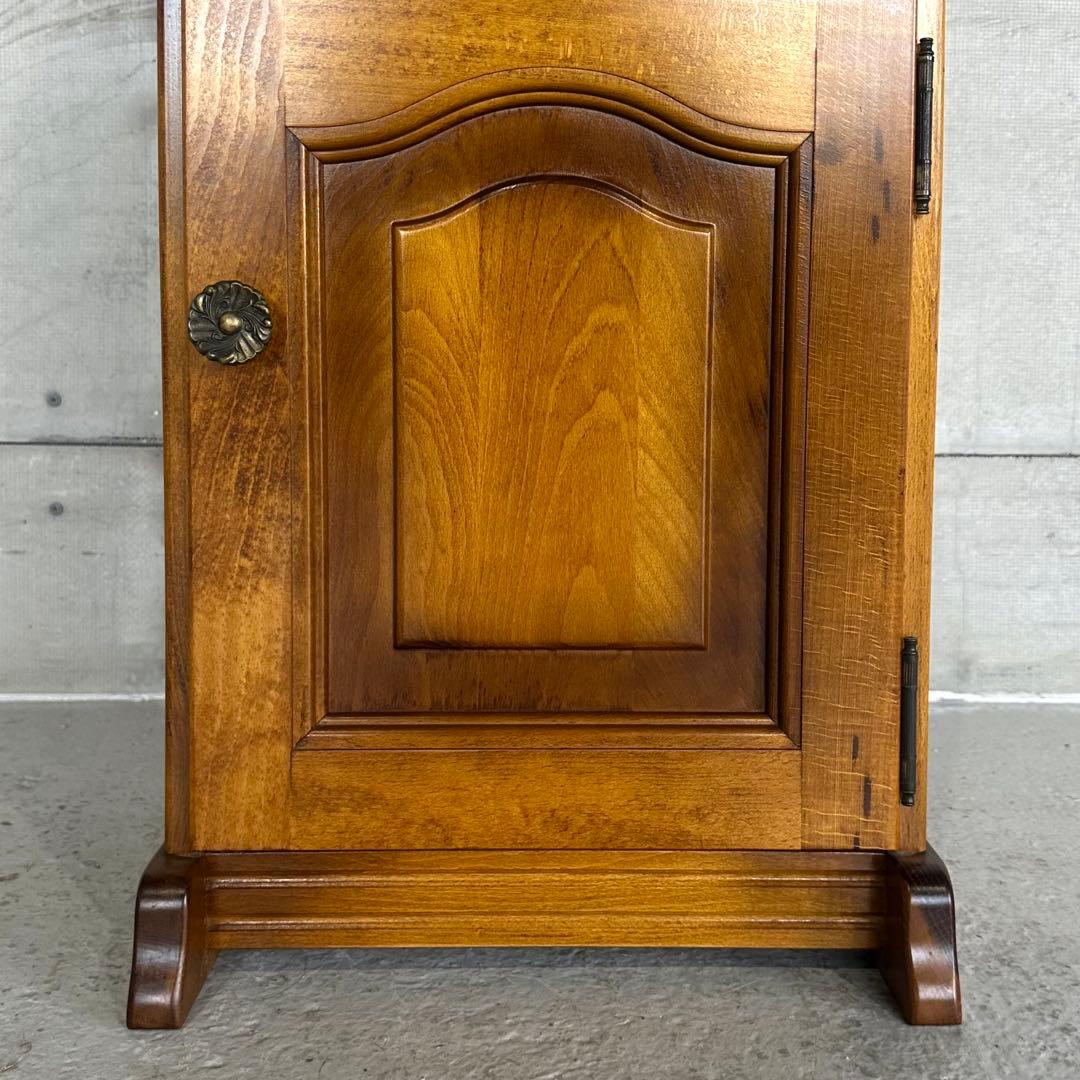 ★karimoku★ カリモク コロニアル 電話台 キャビネット｜高級木製家具