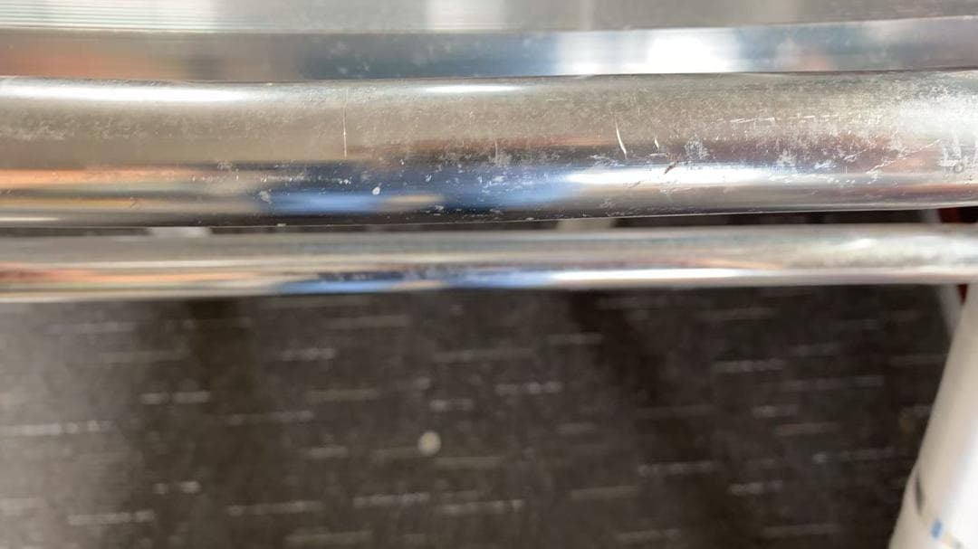 アルミ製アームレスト付き椅子 訳あり品　写真をご確認 SF27-08