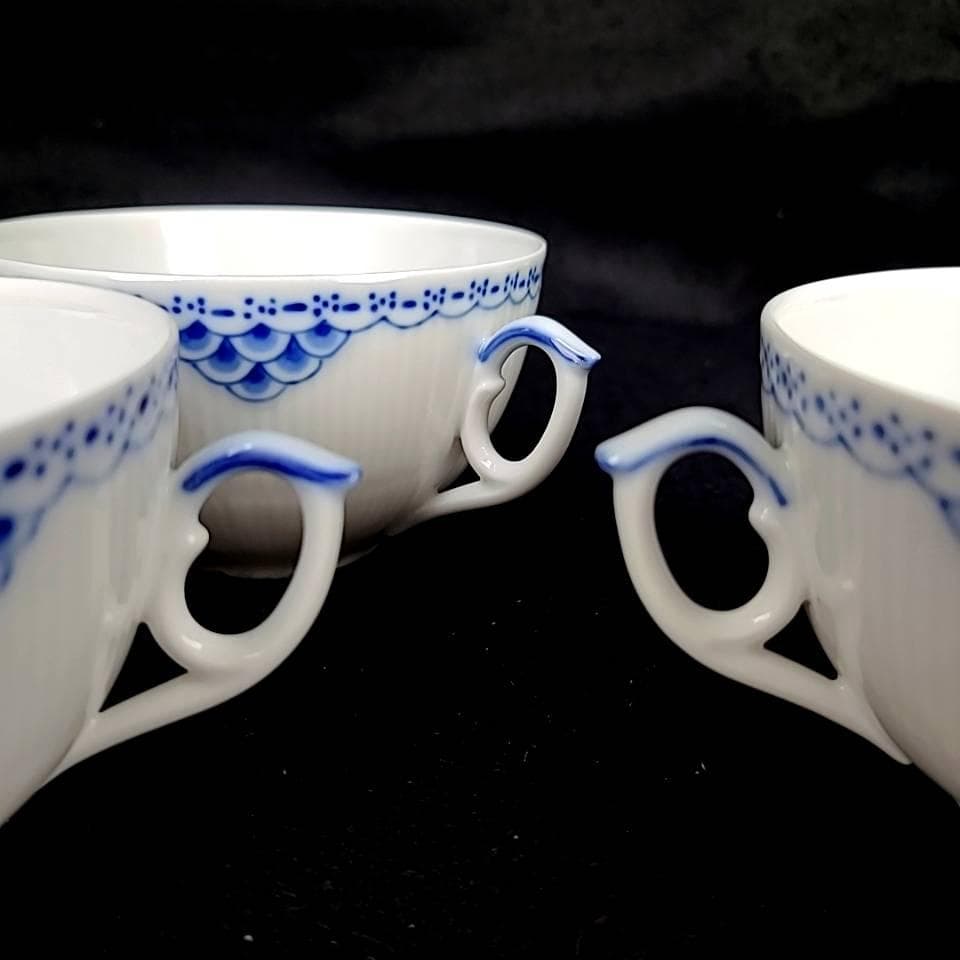 ♪美品♪ロイヤルコペンハーゲン　プリンセス　ブルー　スープカップ　蓋付き　3客