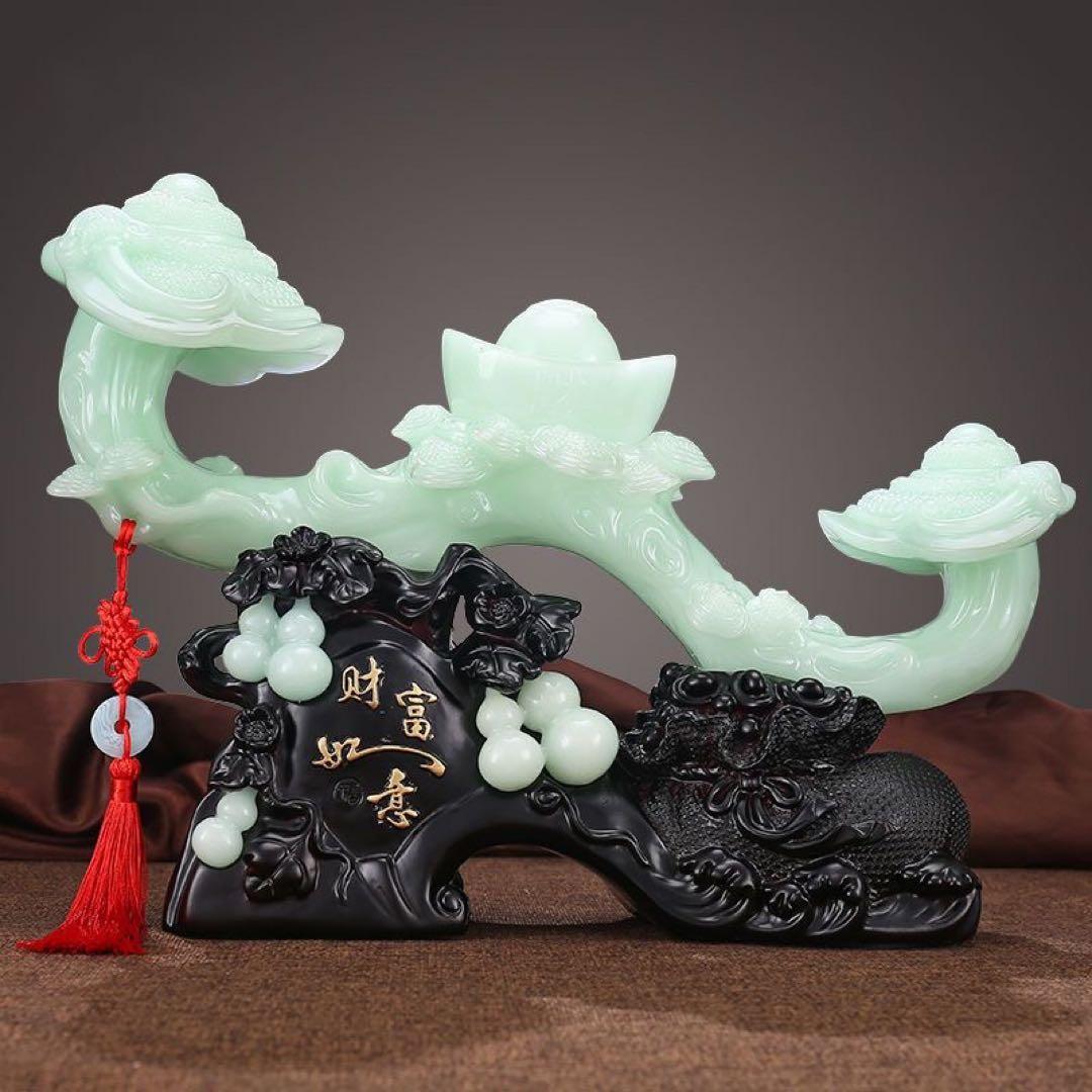 招き玉如意の置物