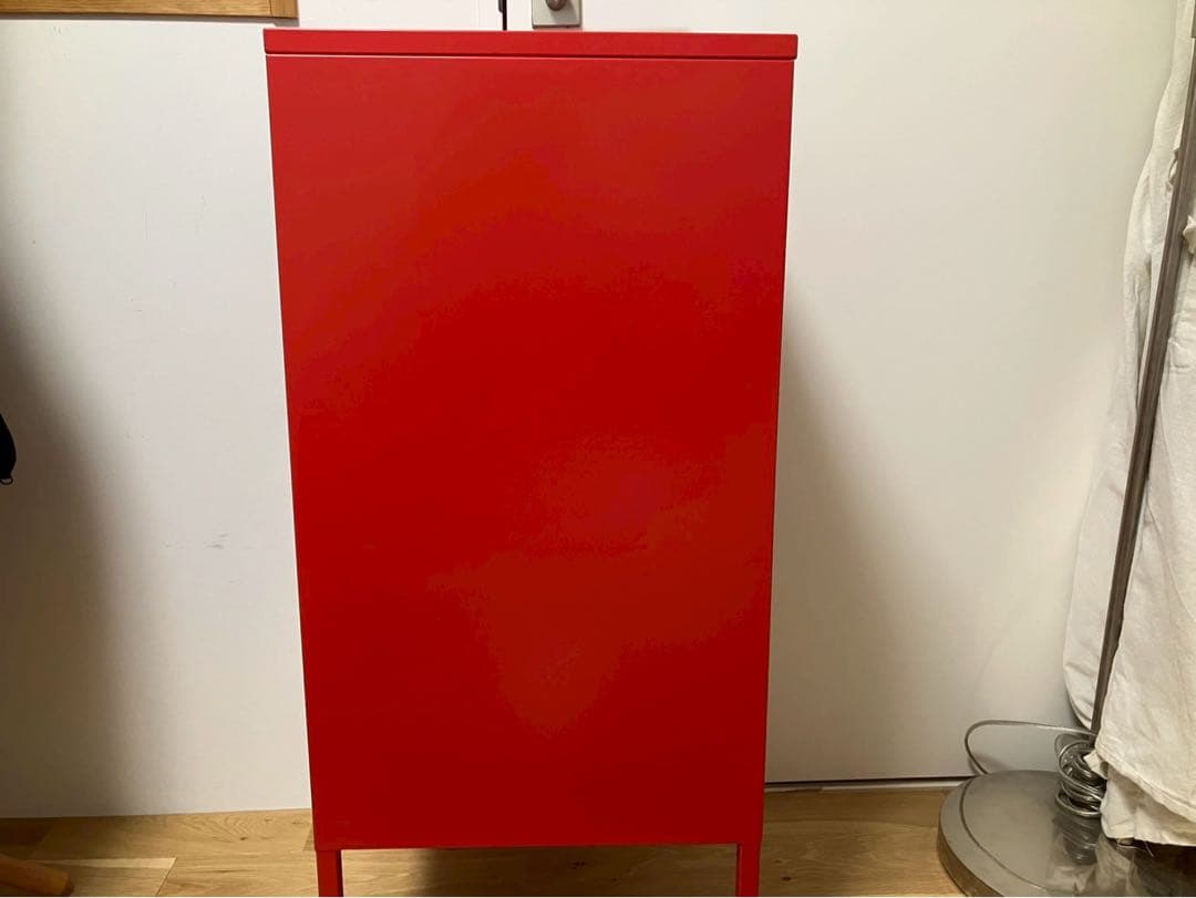早い者勝❗IKEA キャビネット　LIXHULT リックスフルト 廃盤　レッド赤