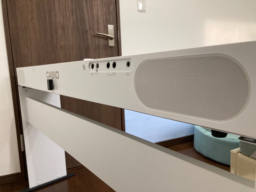 《美品》CASIO PX-S1000 ホワイト 88鍵電子ピアノ　専用台付き