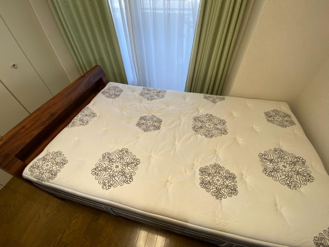 シモンズ Beautyrest LUXE SDマットレス 値下げ63,800円
