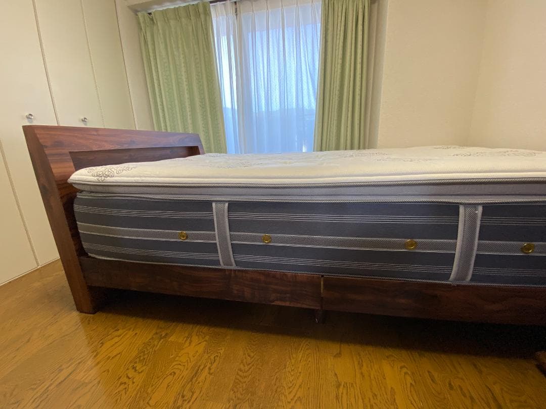 シモンズ Beautyrest LUXE SDマットレス 値下げ63,800円