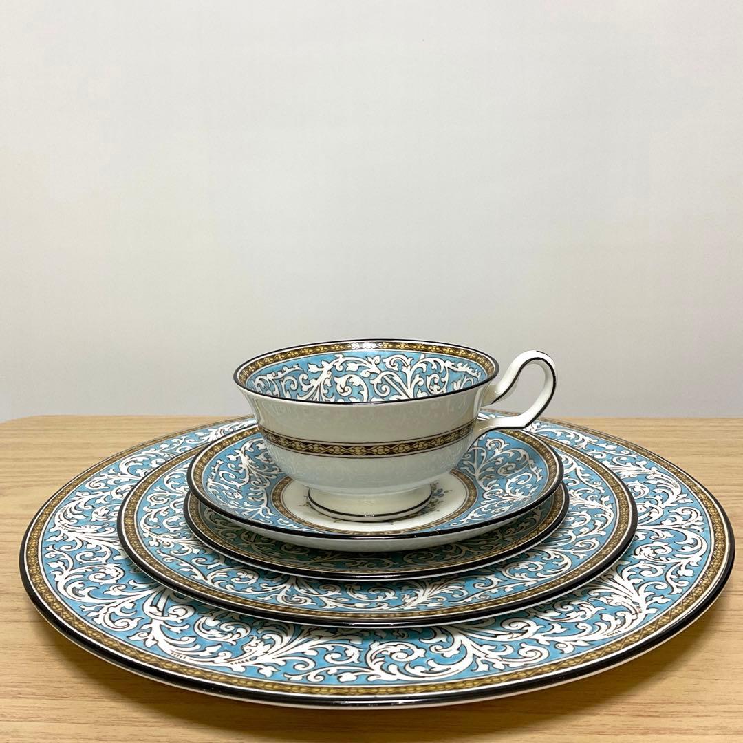 ウェッジウッド プレイズ　ターコイズ　5ピース　ディナーセット