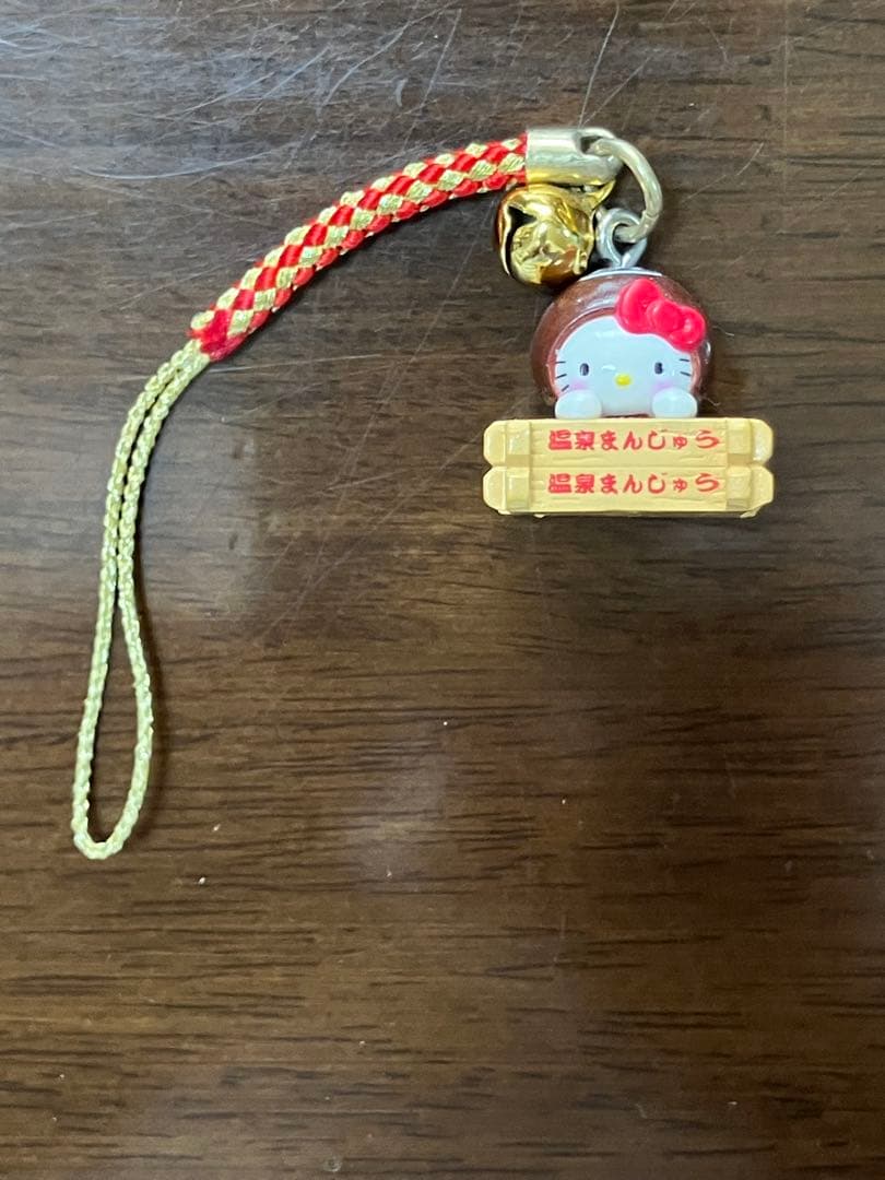 ハローキティご当地キティ根付けチャームまとめ売り➕【開封6点おまけ付き】計26点