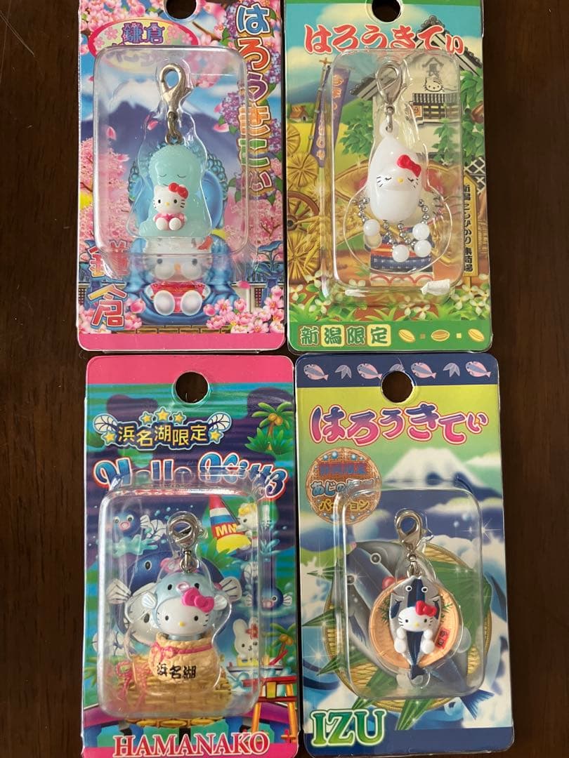 ハローキティご当地キティ根付けチャームまとめ売り➕【開封6点おまけ付き】計26点