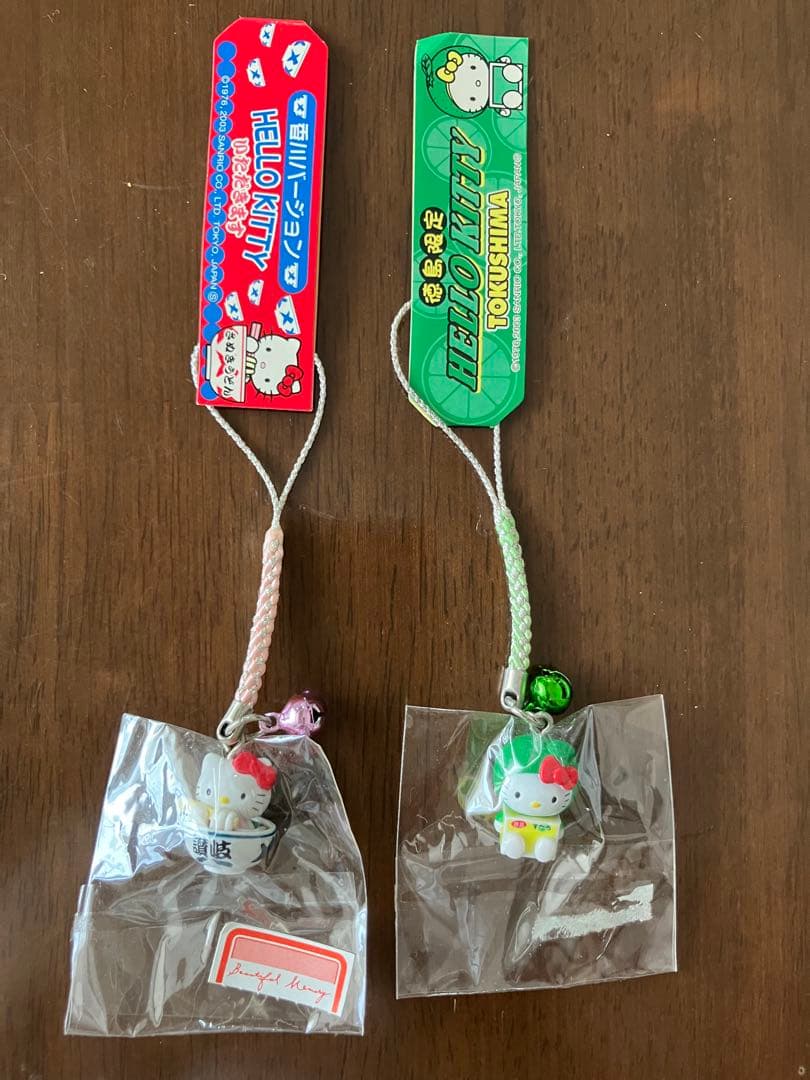 ハローキティご当地キティ根付けチャームまとめ売り➕【開封6点おまけ付き】計26点