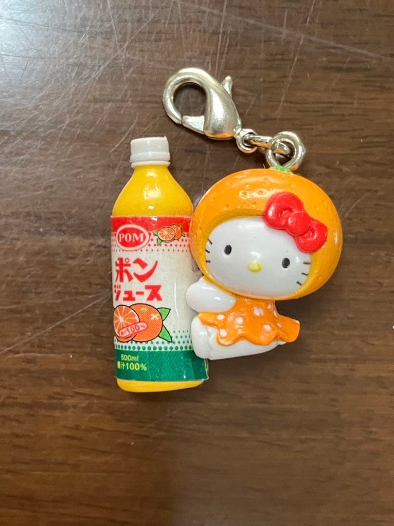 ハローキティご当地キティ根付けチャームまとめ売り➕【開封6点おまけ付き】計26点