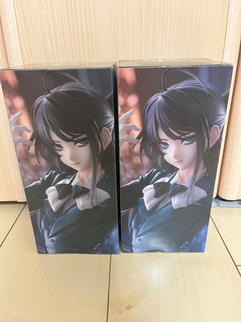 ラウンドワン限定 Ado フィギュア 〜Winter ver.〜2体セット！ - メルカリ