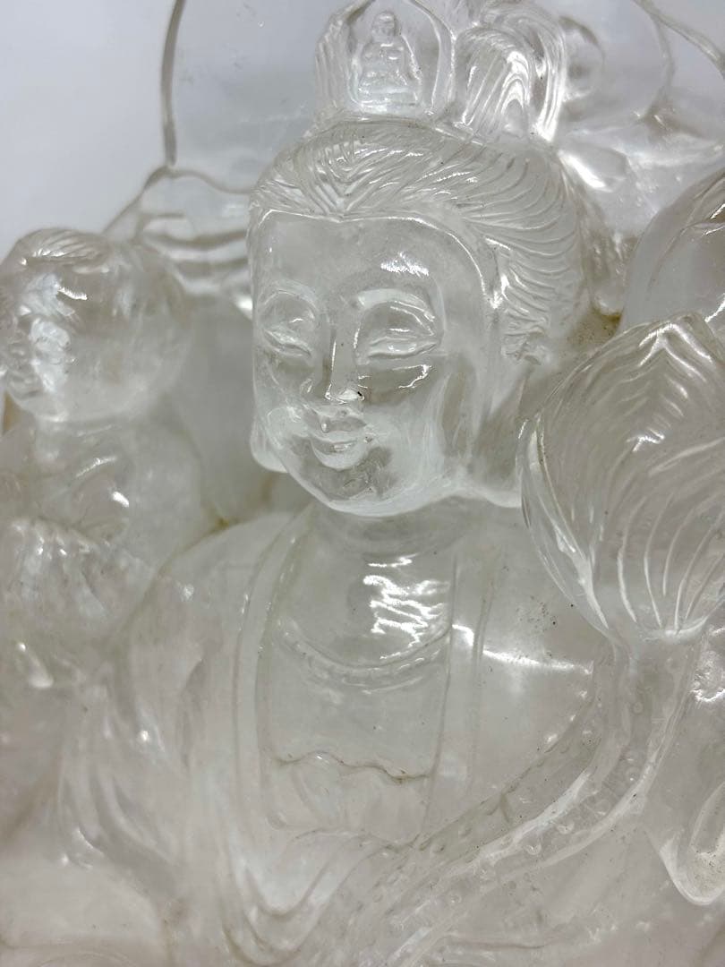 #★天然水晶★観音像 彫刻置物 木製台座付き