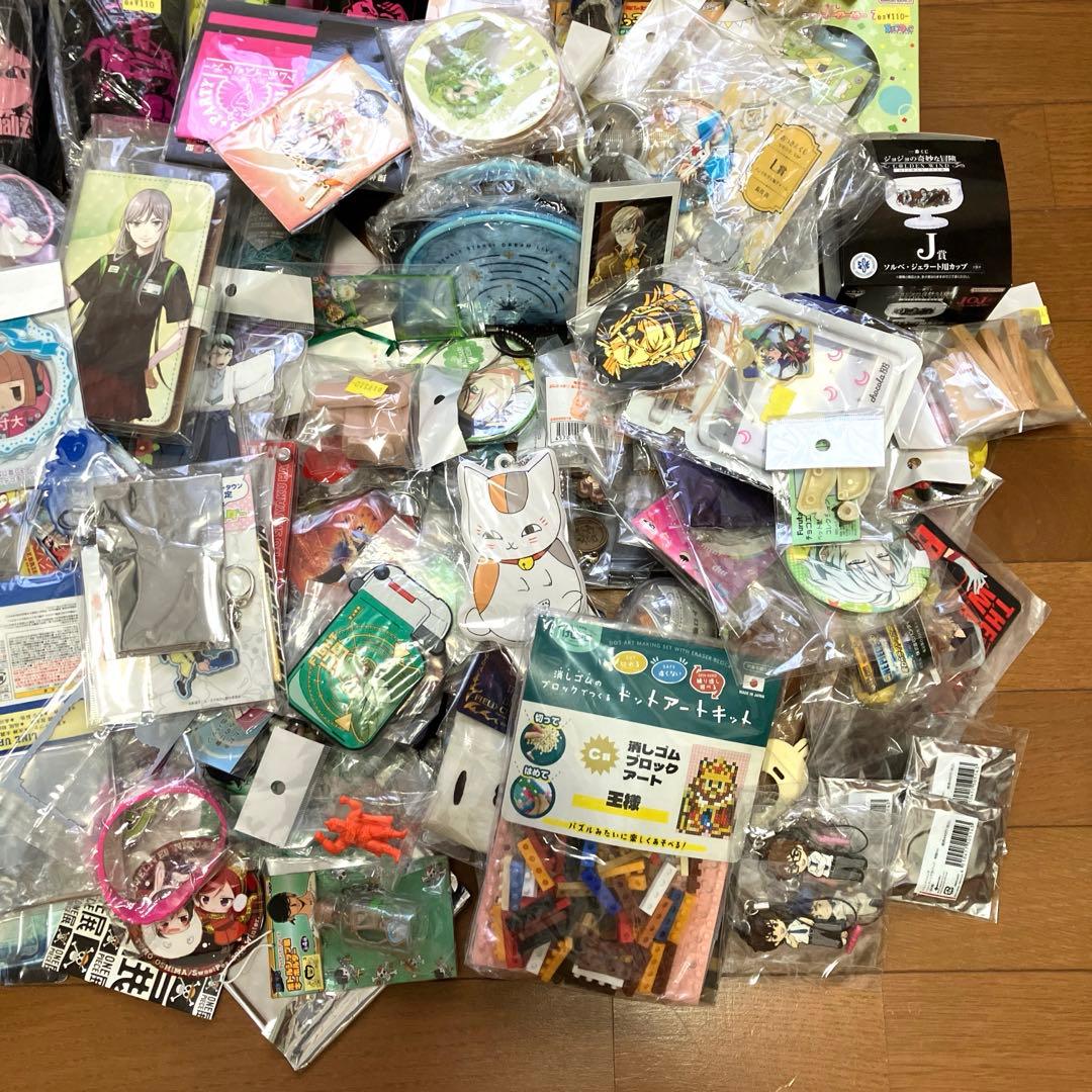 110サイズ アニメグッズなど 大量 まとめ売り - メルカリ