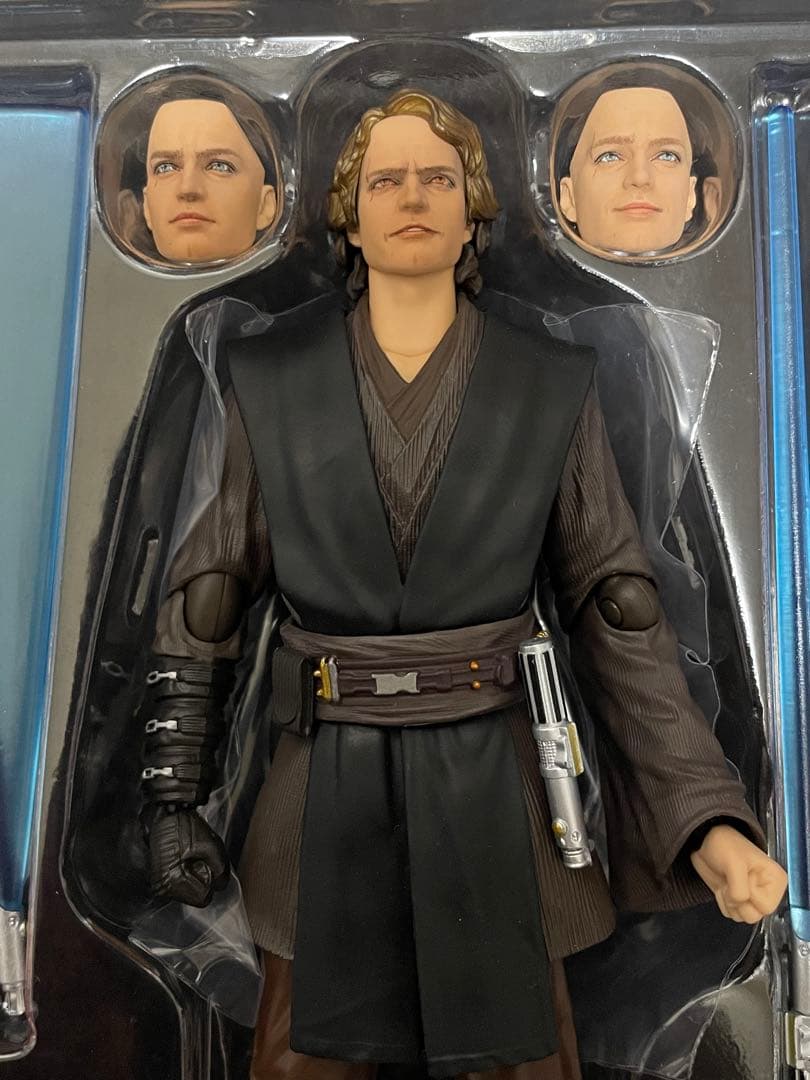 アナキン・スカイウォーカー　フィギュアーツ（アソーカ版）