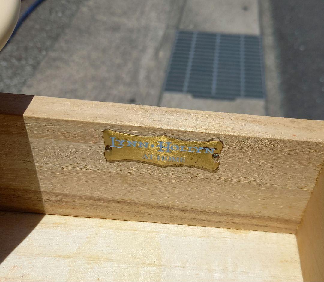 LYNN HOLLYN　コンソールテーブル