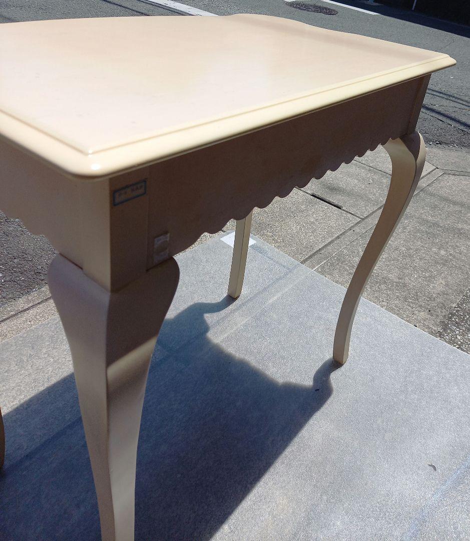 LYNN HOLLYN　コンソールテーブル