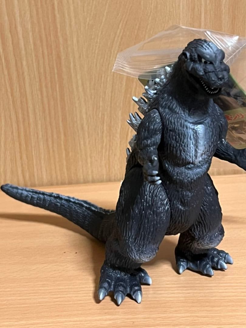 ☆バンダイソフビ東宝怪獣シリーズ☆初代ゴジラ1998タグ付き① - メルカリ