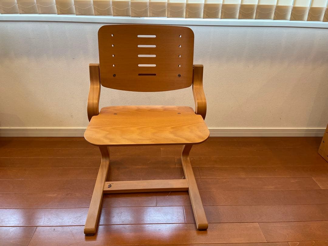 フォルミオ　Formio　椅子 【ちょこ】