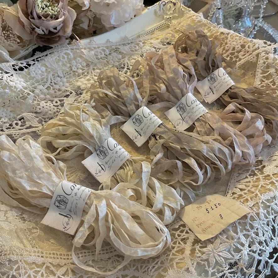 ６mｍ手染め色見本プティ・アンティーク　くしゅくしゅリボン