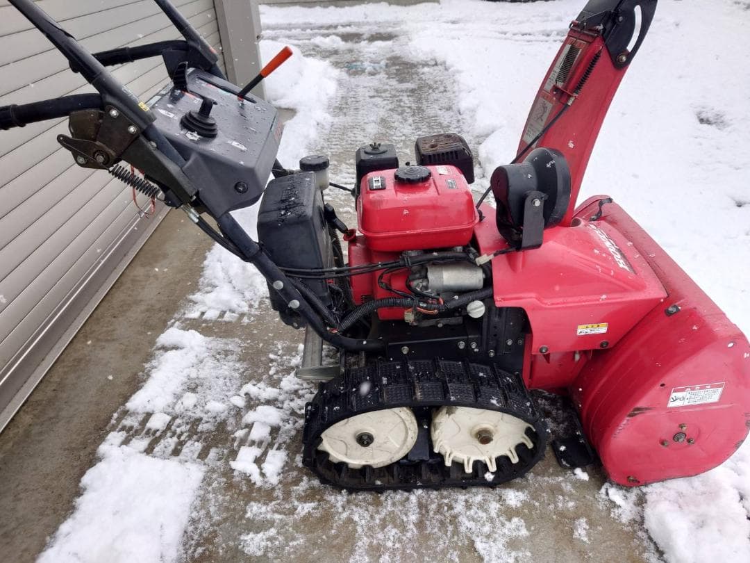 富山発　ホンダ除雪機　HS760　足踏み式　②